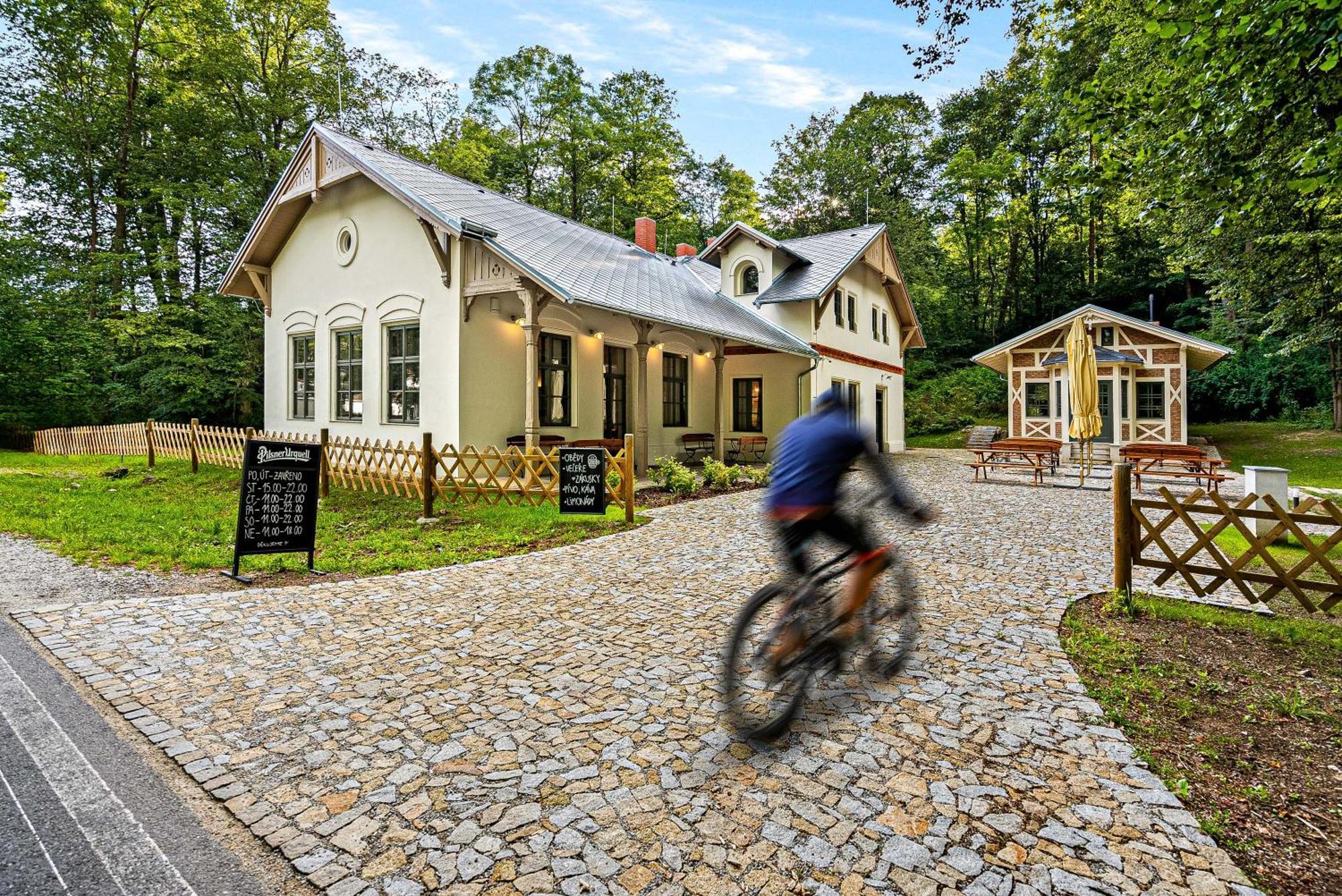 Vyletni Restaurace Rudolfov Hotel Jindřichŭv Hradec Ngoại thất bức ảnh